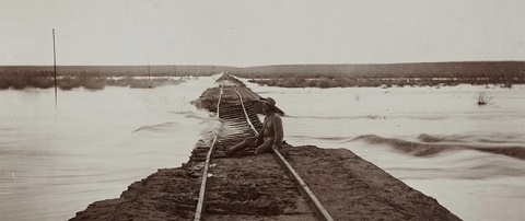 A washed-out railway embankment between Keetmanshoop and Lüderitz, c.1910