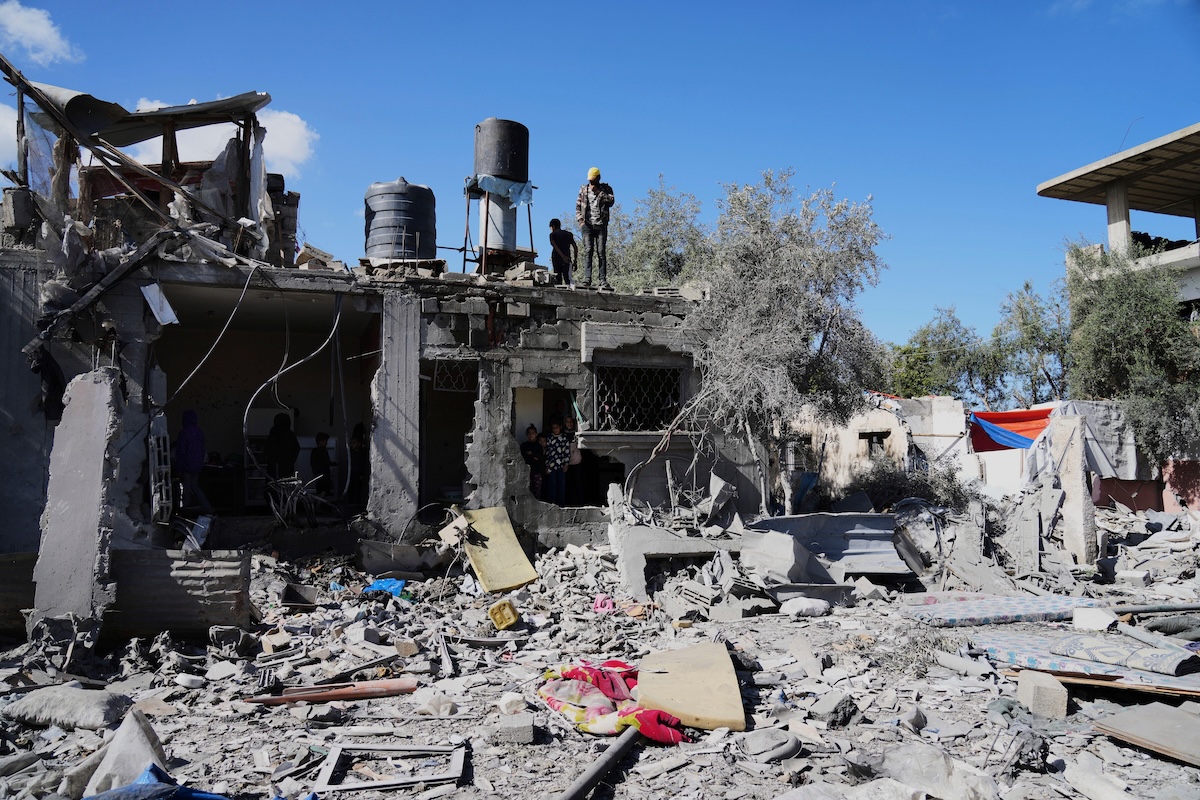 A house in Deir al-Balah destroyed by an Israeli bombardment. Photo © AP / Abdel Kareem Hana