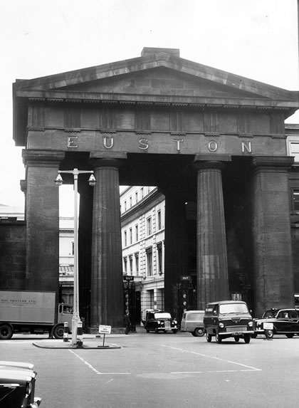 The Euston Arch in 1955