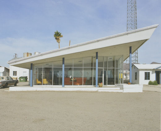 Roy’s Motel and Café in Amboy, California