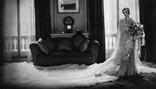 Norman Hartnell’s dress for Margaret Whigham, not yet the Duchess of Argyll (1933).