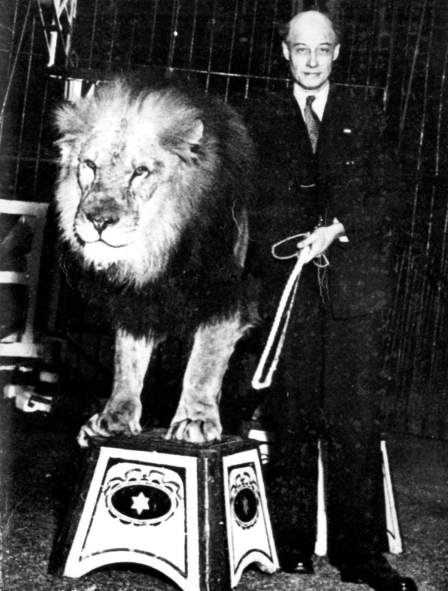 John S. Clarke showing his skills as a lion-tamer