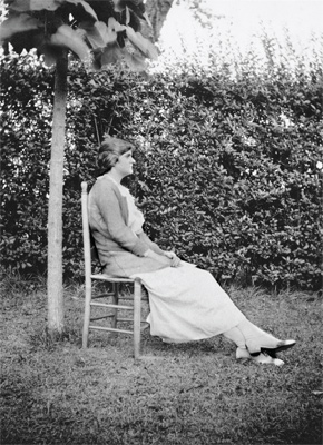 Esther Murphy on Long Island, 1923.